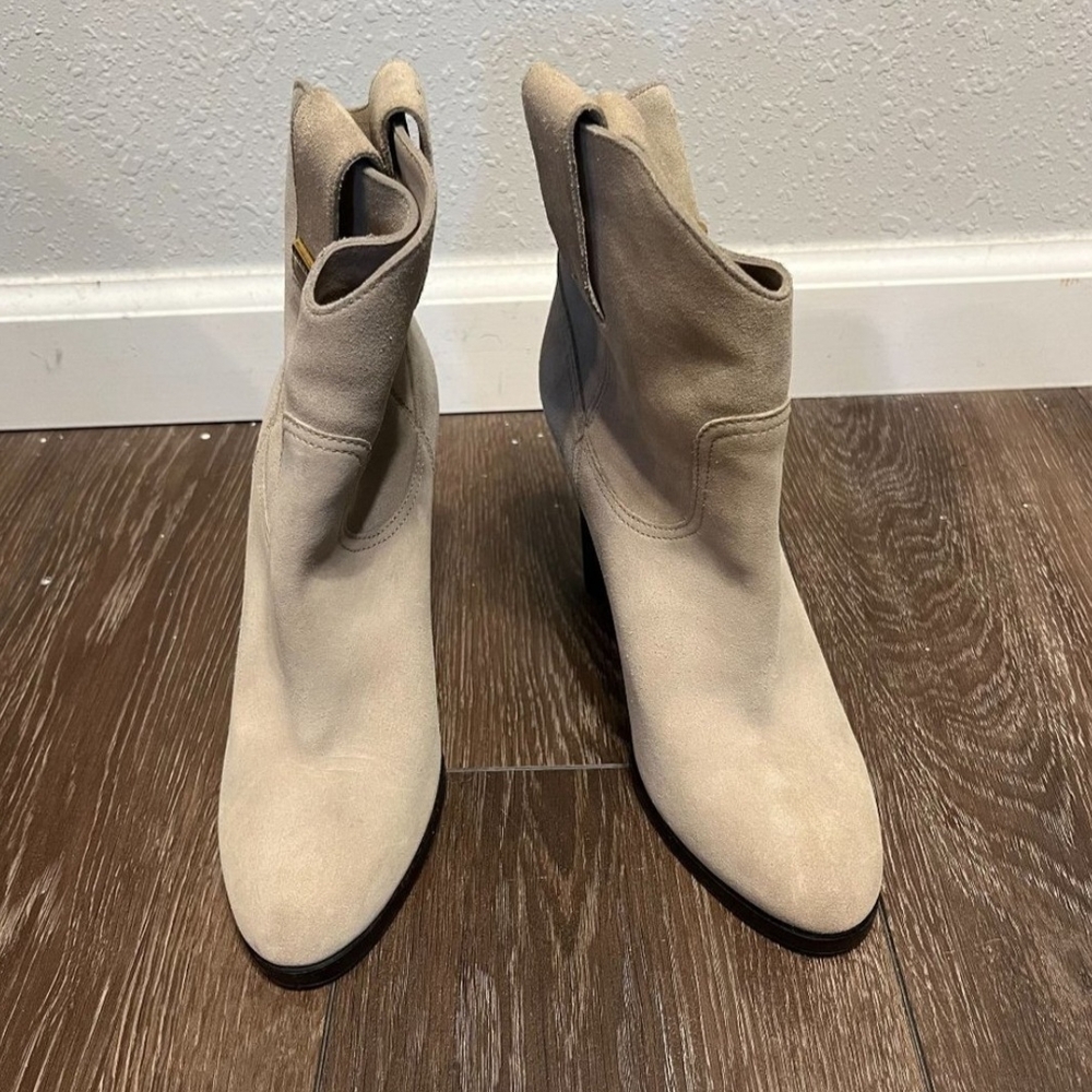 Burberry Western Suede Heeled Boots. EU Size. 38. - Picture 4 of 11